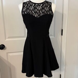 Elegant Black Lace Dress Sz S